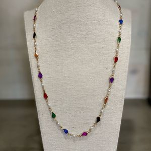 Rhinestone with pearl accent chain